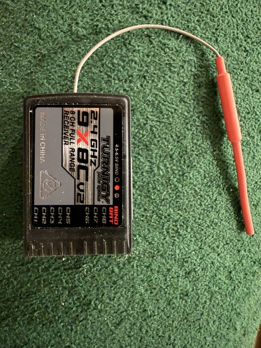 Receptor Turnigy 2,4GHz 9X8C v2