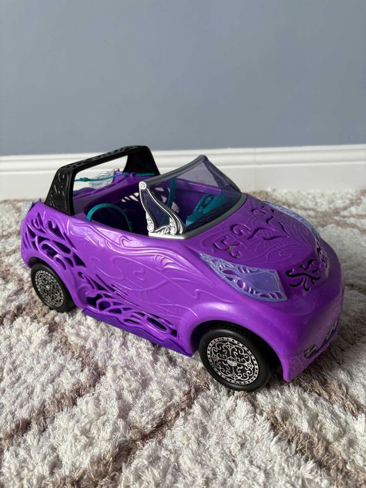 Scaris Convertible / Машина Скариж