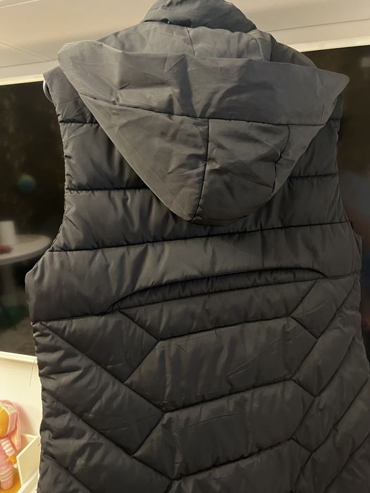 Vesta dama lunga groasa cu gluga cu fermoar