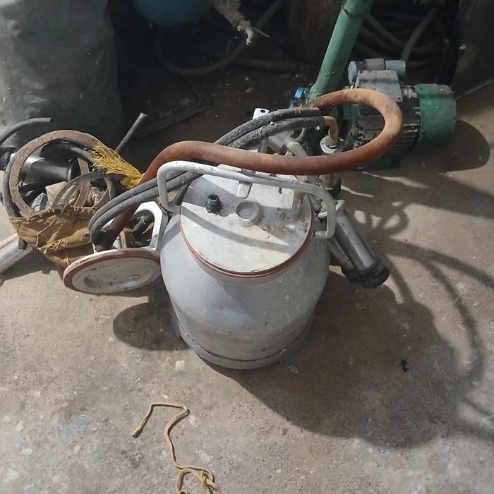 Продавам доилно гюмче