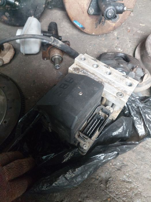 Продам бузапсасти на опель ветра