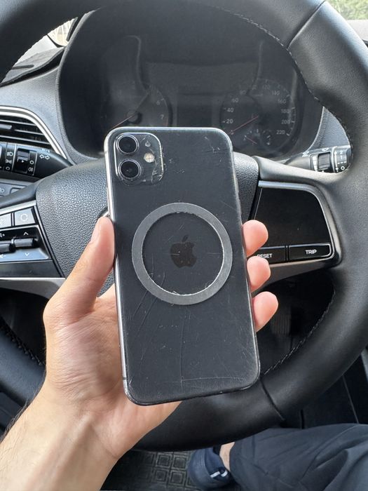 Iphone 11 128GB.