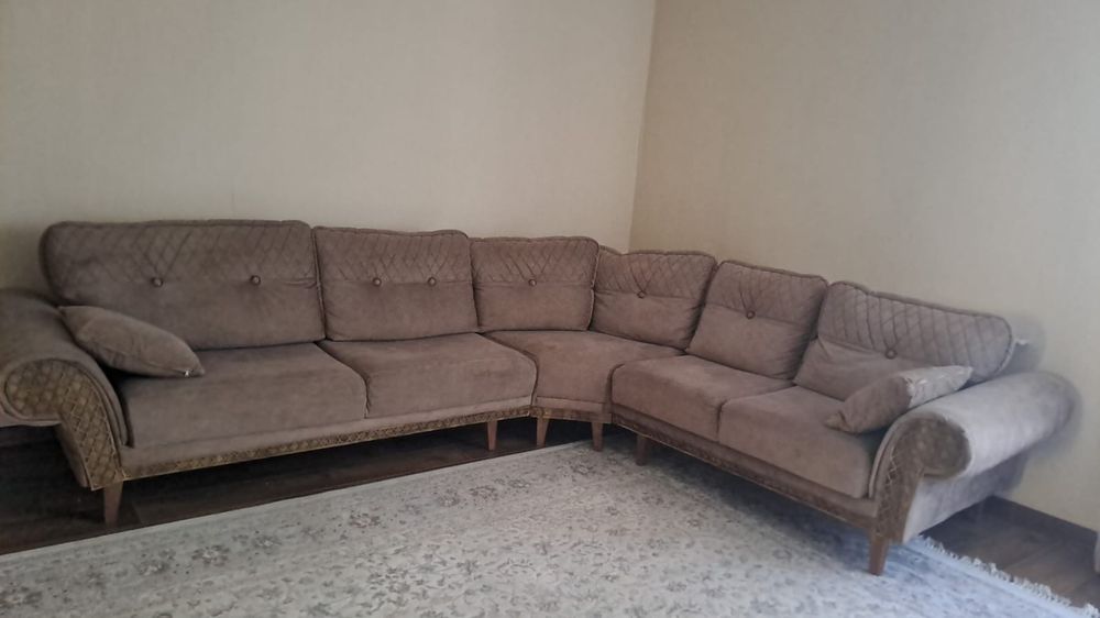 Продается угловой диван