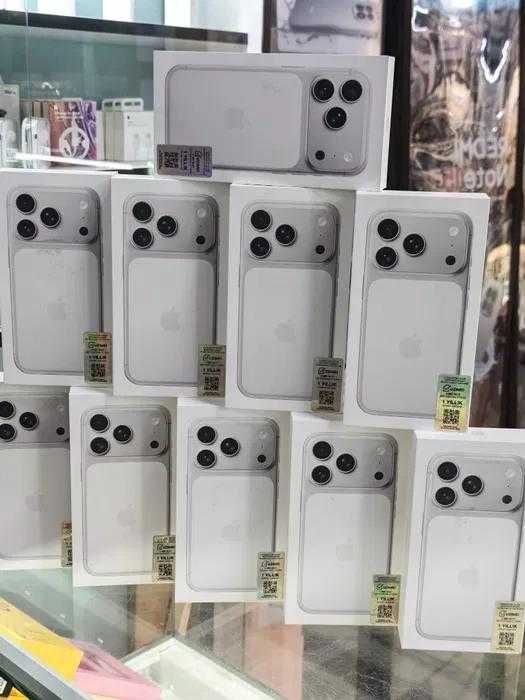 iPhone 17 Pro Max 256GB/512GB 2sim NonActive | RASSROCHKA + Airpods