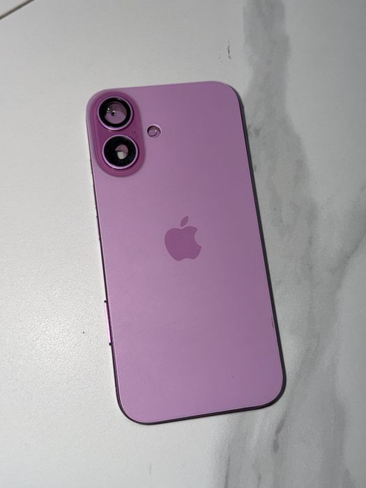Rama si spate iphone 16
