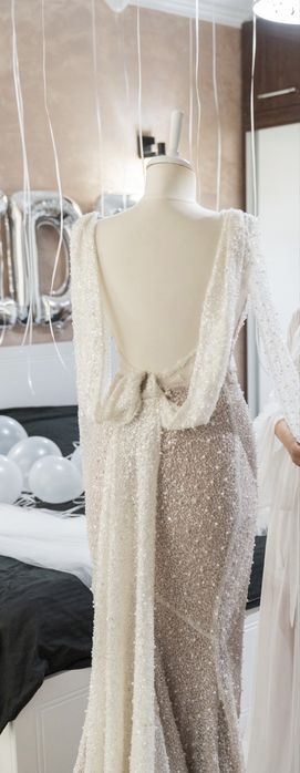 Vând rochie de mireasă