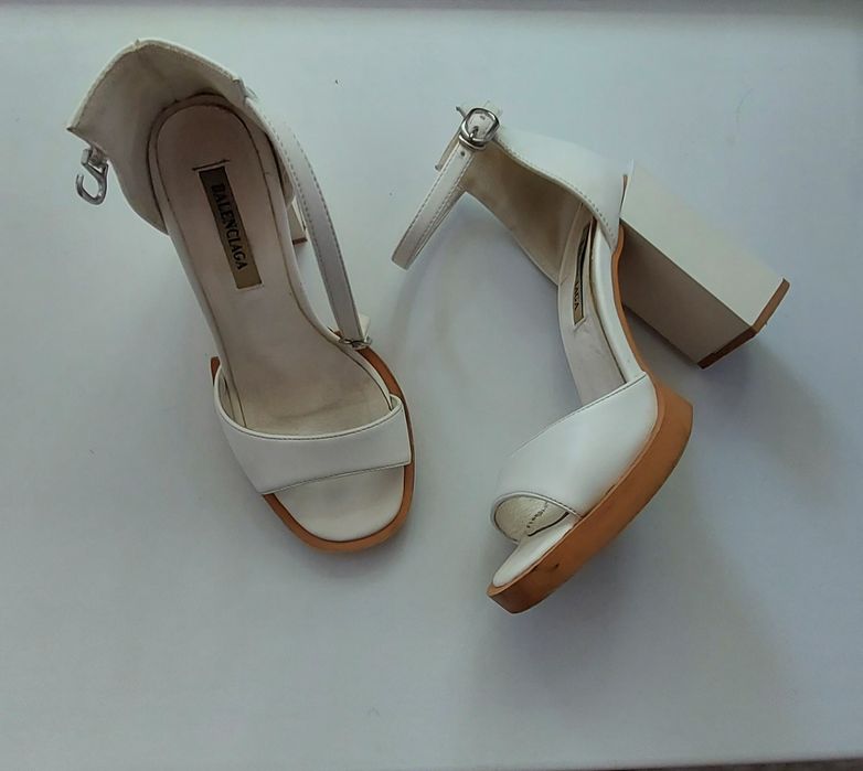 Обувь 35 ,37,38,40 размера недорого.