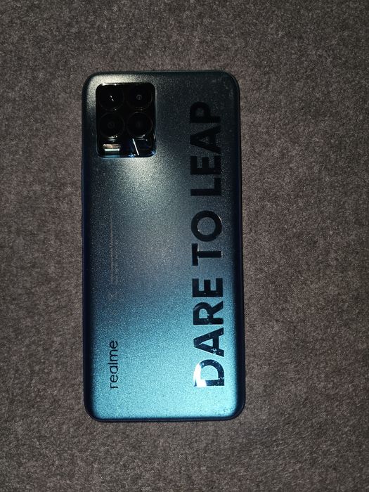 Телефон Realme 8 PRO 8/128 GB