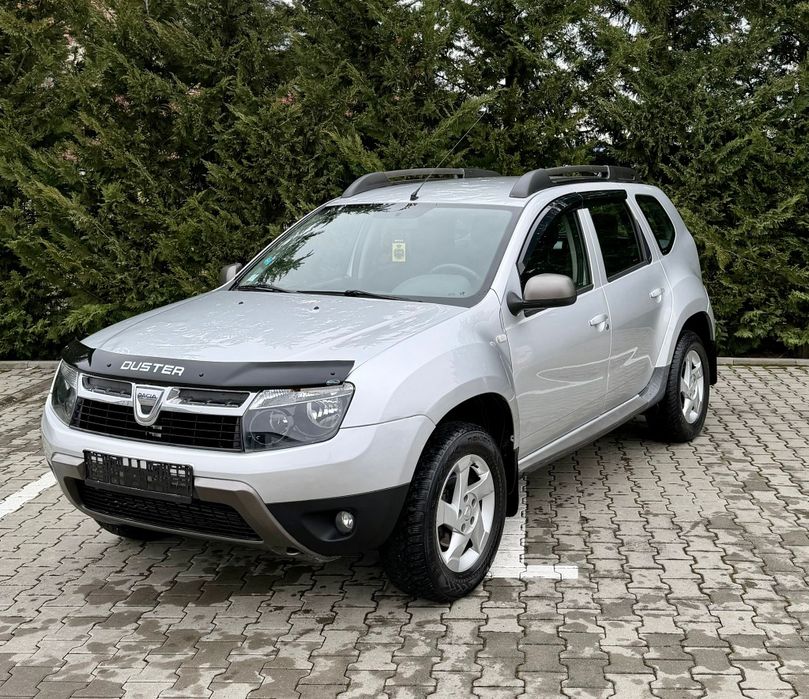 Vând Dacia Duster 4x4