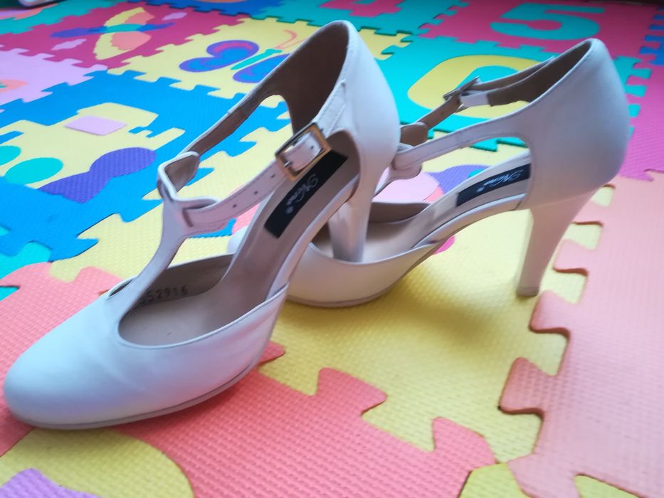 Pantofi piele ivory