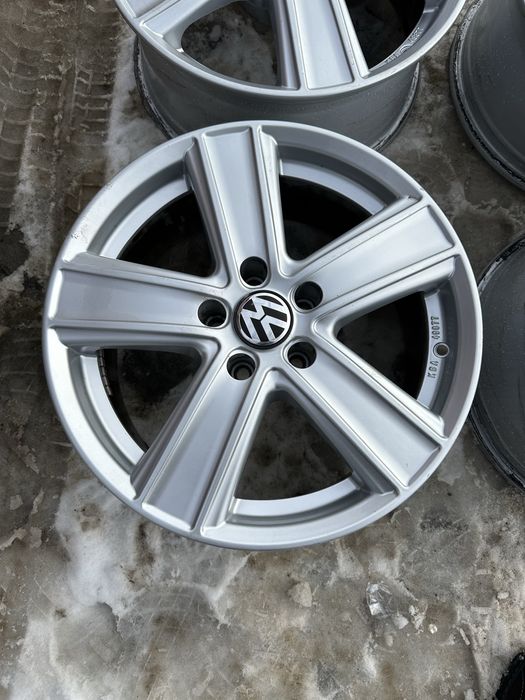Jante origi 17 5 112 Wv Passat Touran Tiguan Saran Audi Skoda Seat