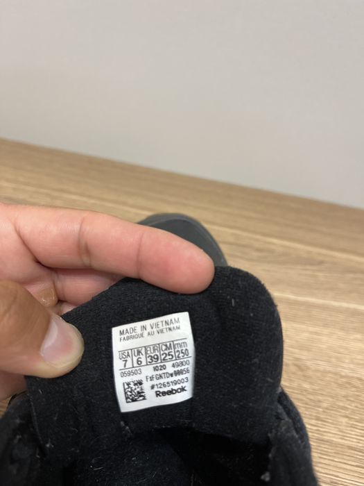 Reebok оригинал 39 размер