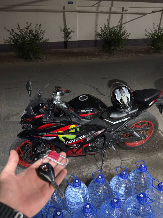 Moto 400 kub Motatsikel 400cc