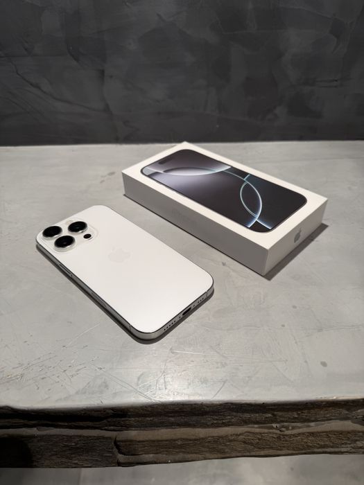 КАТО ЧИСТО НОВ Iphone 16 Pro White Titanium