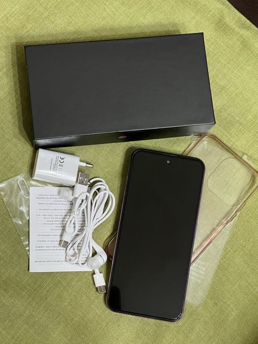 i16  pro  max чисто нов телефон и подаръци