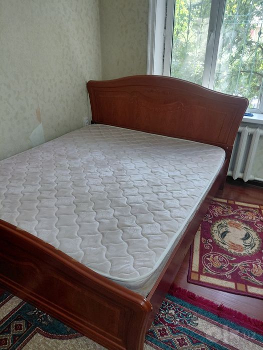 Продам спальни гарнитур