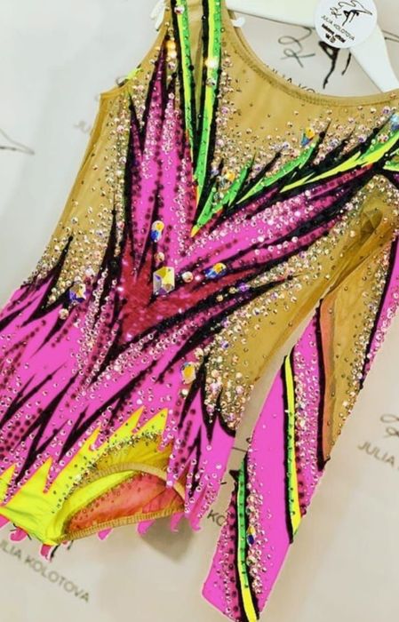 Купальник гимнастический