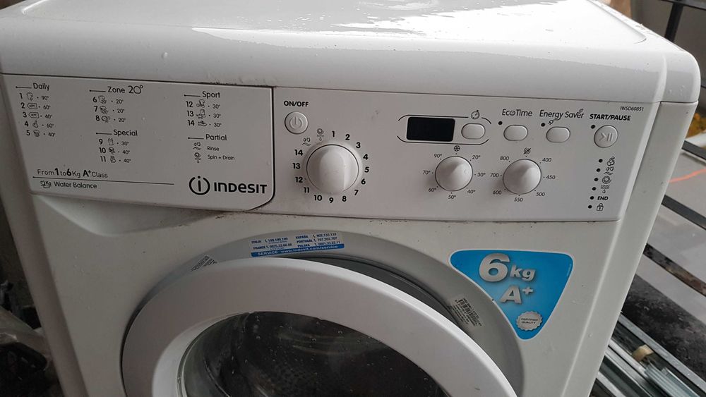 пералня  Indesit, работеща до 6 кг.