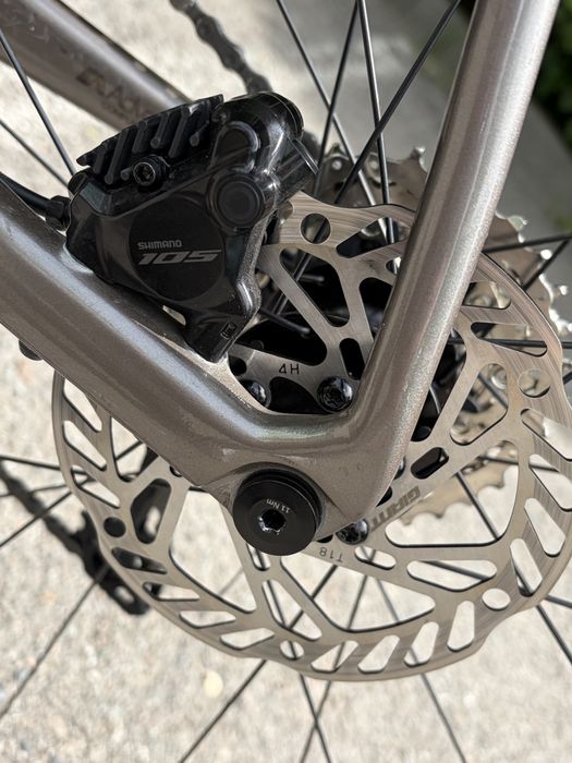 Giant TCR Advanced 2 2025 (Disc KOM) Размер L