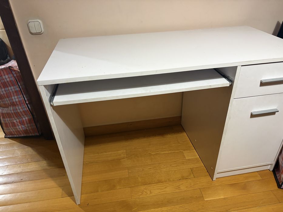 Письменный компьютерный стол с ящиками - 120×60 см