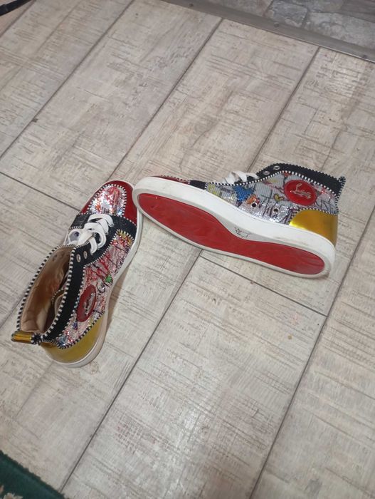 Vând Christian louboutin Nr 41