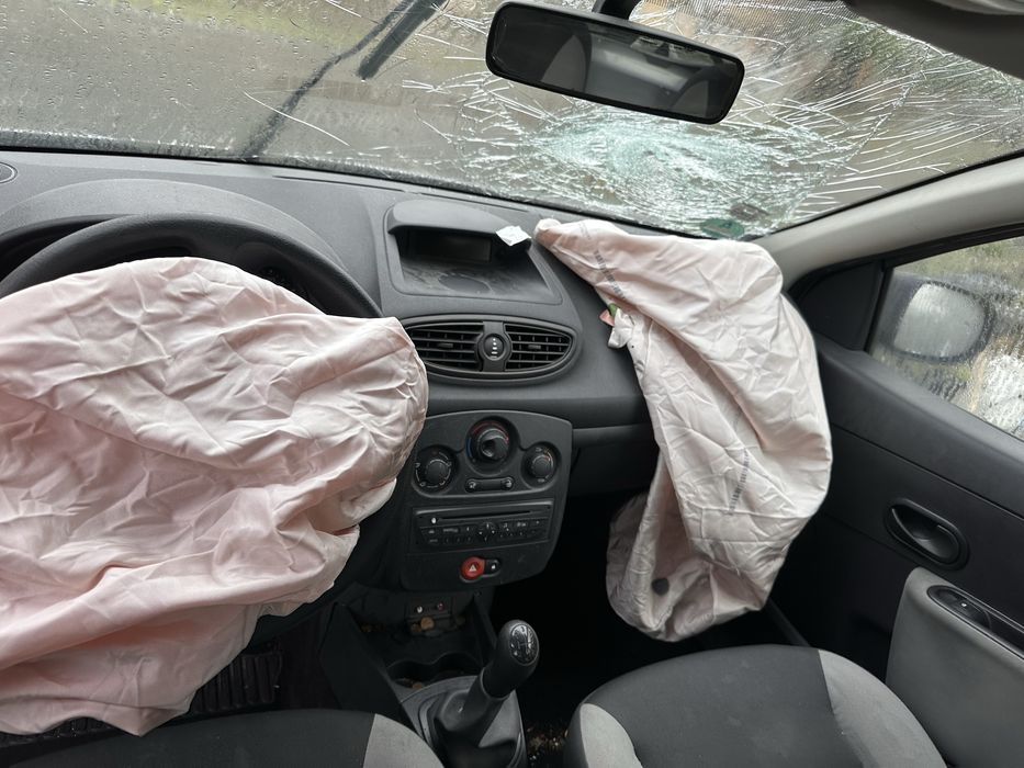 Рено клио 1.5 дци на части