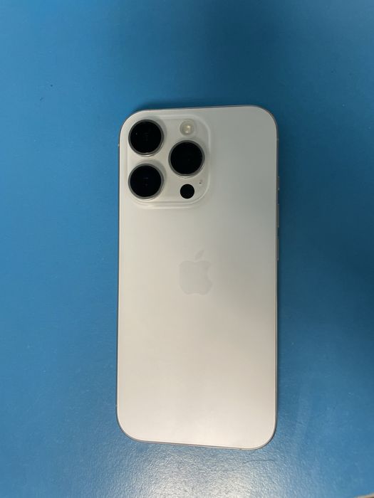 Iphone 16 Pro 256gb +plus husa Mobilfox