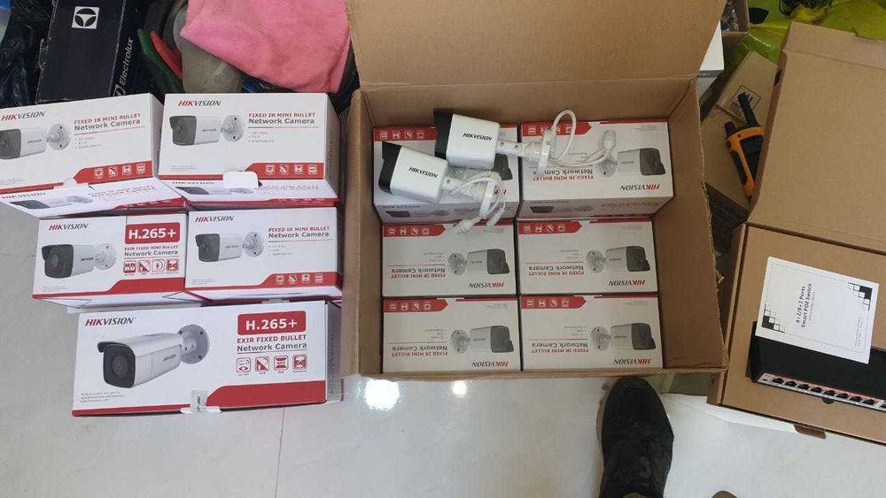 Оборудование видеонаблюдения для охраны участка. Монтаж