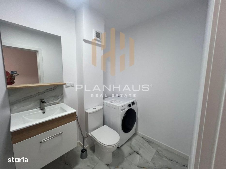 Prima închiriere-2 camere Centrul vechi,loc de parcare inclus