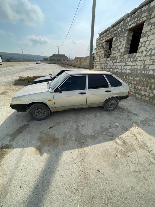 Здравствуйте продаю машину