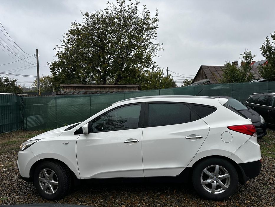 HYUNDAI ix35 2012 — imagine 3