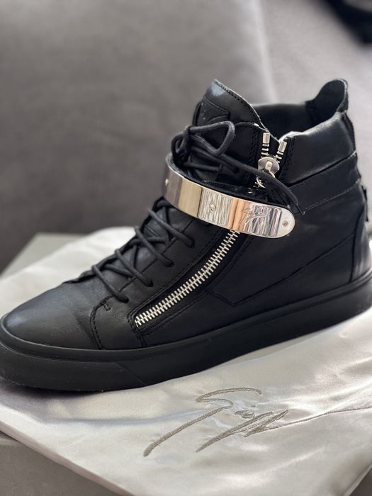 Giuseppe Zanotti обувки номер 42,5