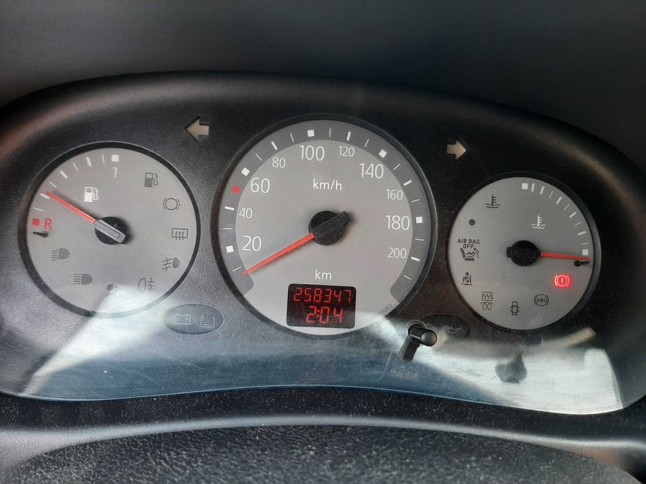RENAULT Clio 2005 — imagine 10
