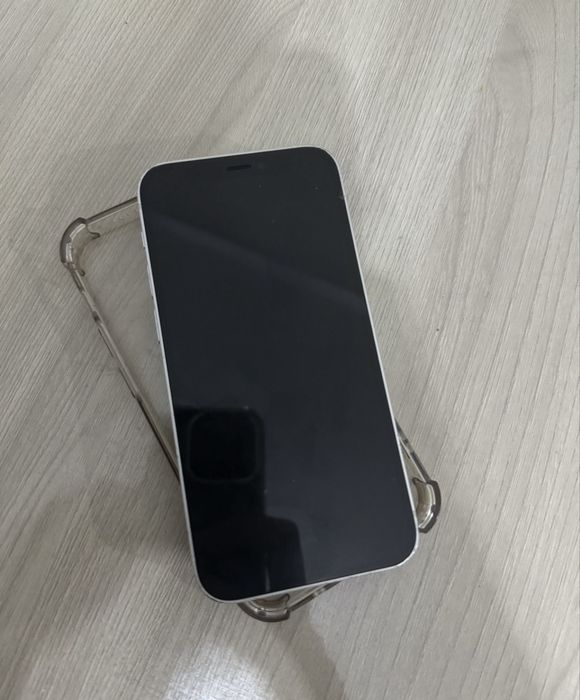 Айфон 12 мини  в отличном состоянии Каспи ред