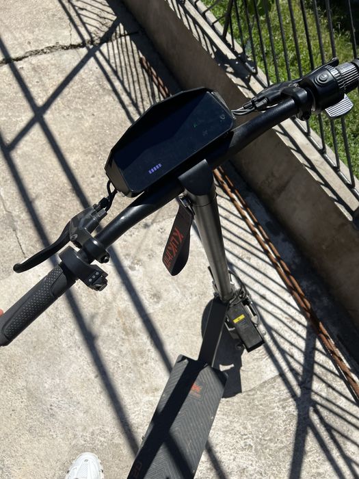 Trotineta kukirin g2