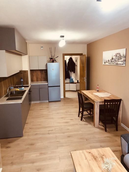 Дава се под наем Двустаен апартамент в София, Кръстова вада - 75 кв.м за 850 € - Снимка #1