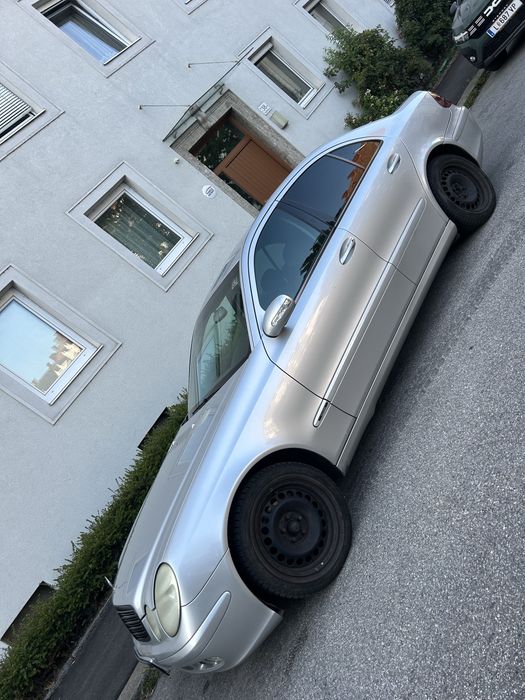 MERCEDES-BENZ E-Class 2002 — imagine 9