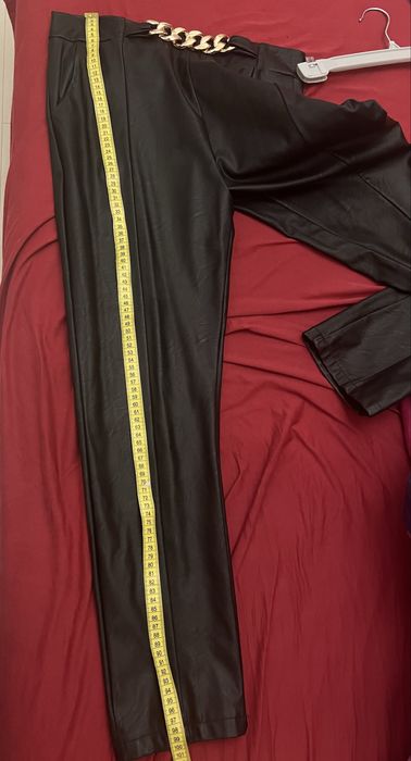 Pantaloni piele ecologica