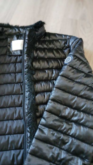 Дамско преходно яке