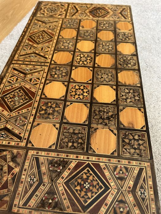 Табла интарзия 50/50