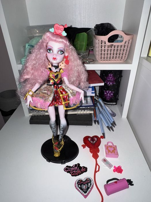 Монстер хай г3, Кьюпид, Monster High Cupid Asteria g3