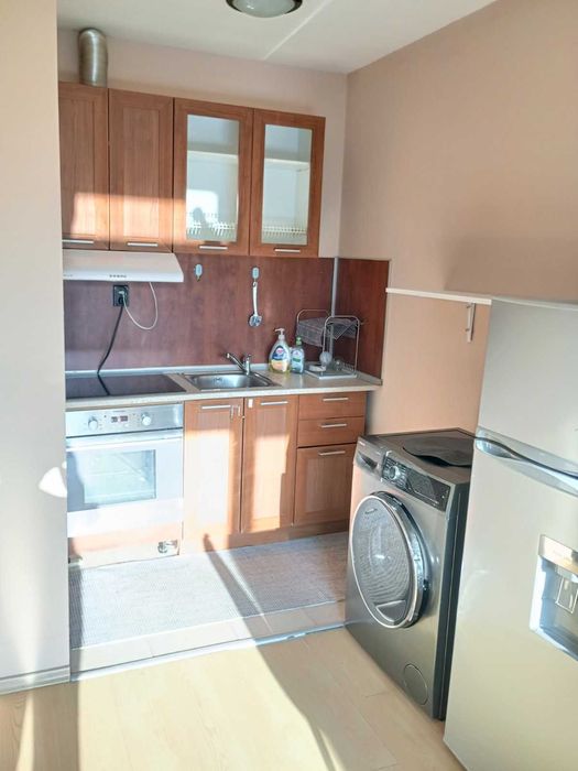 Дава се под наем Двустаен апартамент в София, Надежда 1 - 63 кв.м за 561 € - Снимка #2