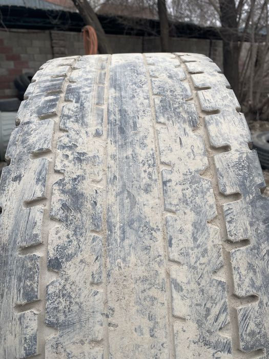 Грузавой шины комплект