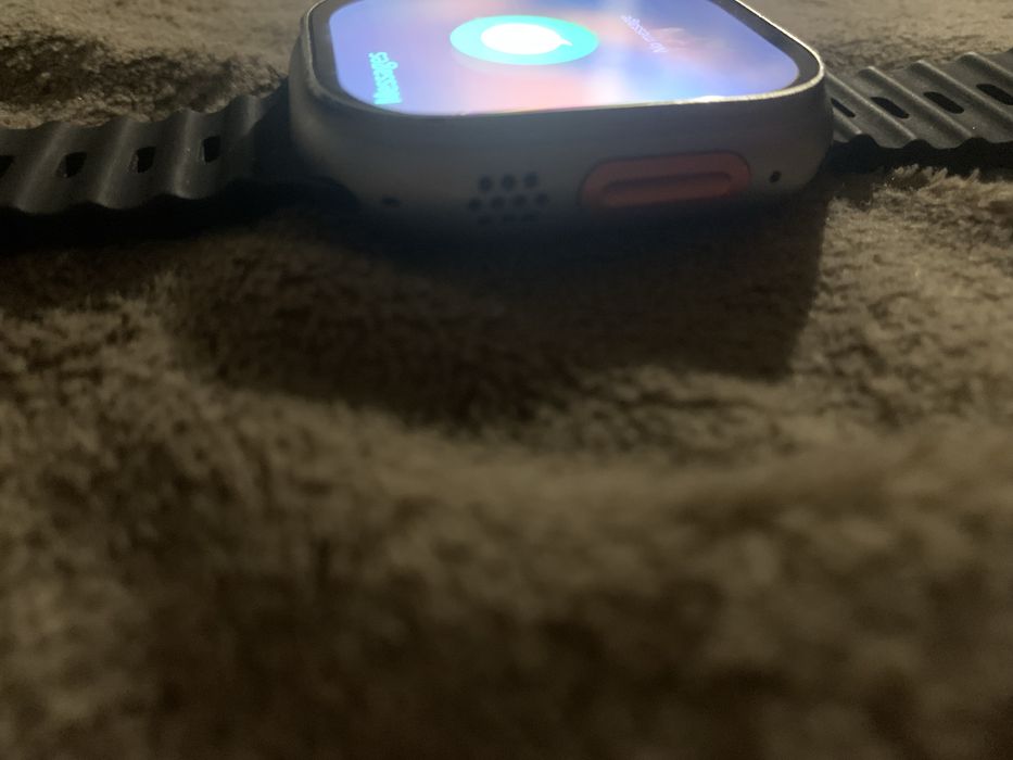Iphone watch ultra 2 1.1 cu originalul