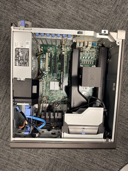 Ремонт и профилактика на лаптопи и настолни компютри