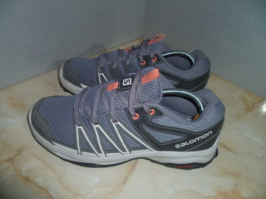 Salomon туристически обувки №37