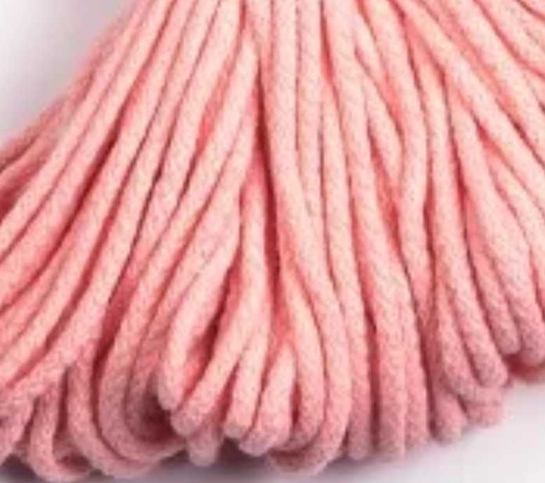 Бебешки кош, легло ръчно изплетен