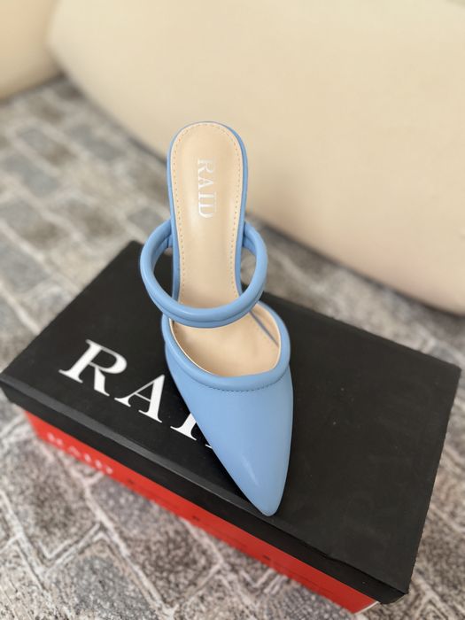 Нови обувки Raid