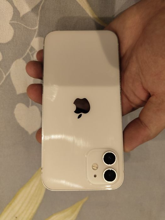 Iphone 12 rang oq pas kopiya hamma joyi radnoy