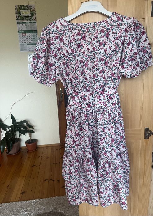 Лятна рокля на цветя, рокля с гол гръб, летни сетове/ риза